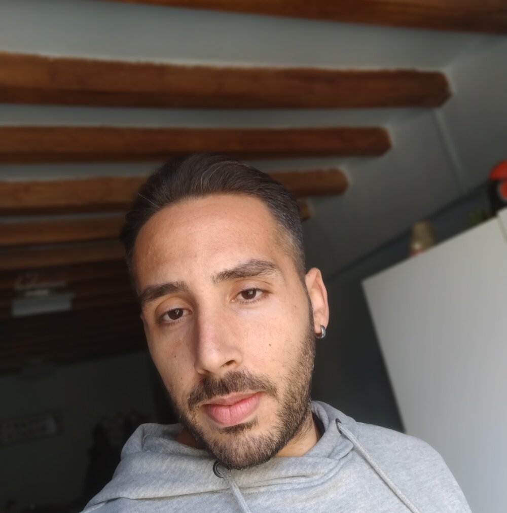 MonsierMadame69's Offline XXX Chat