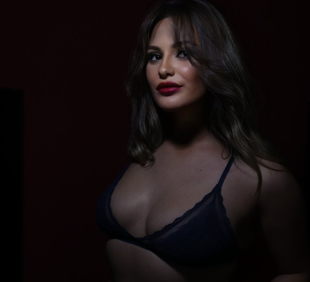 onlyiris 🛵 free nude chat