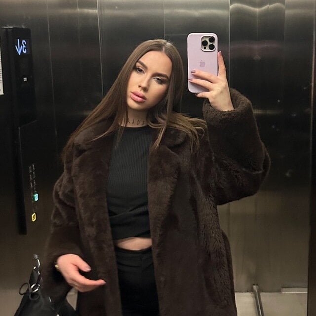 isabellediorr from stripchat