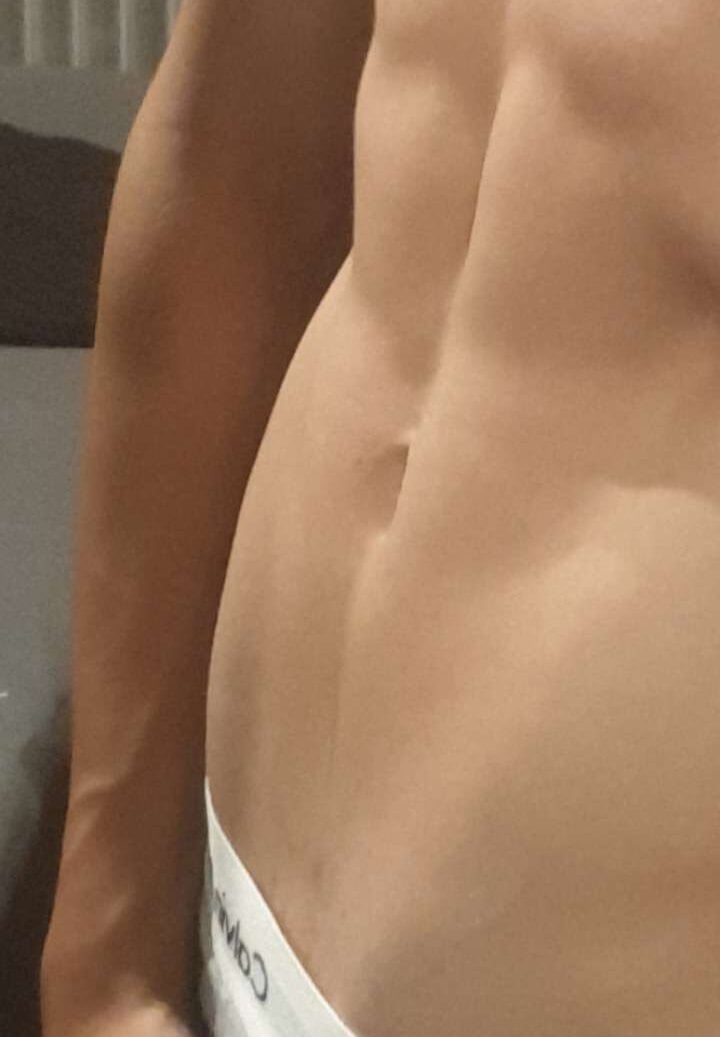 20cmyoungcock's Offline XXX Chat