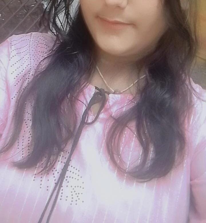 Hot_deepali