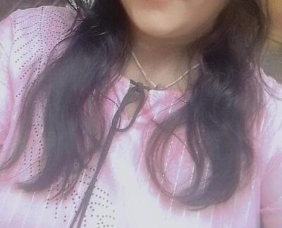 Hot_deepali