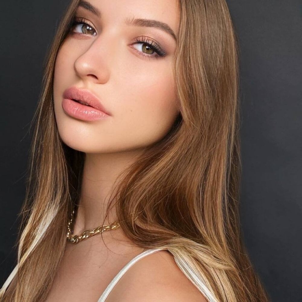 ElsyGlazer profile