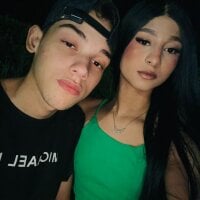 isaa_and_juanjo webcam thumbnail