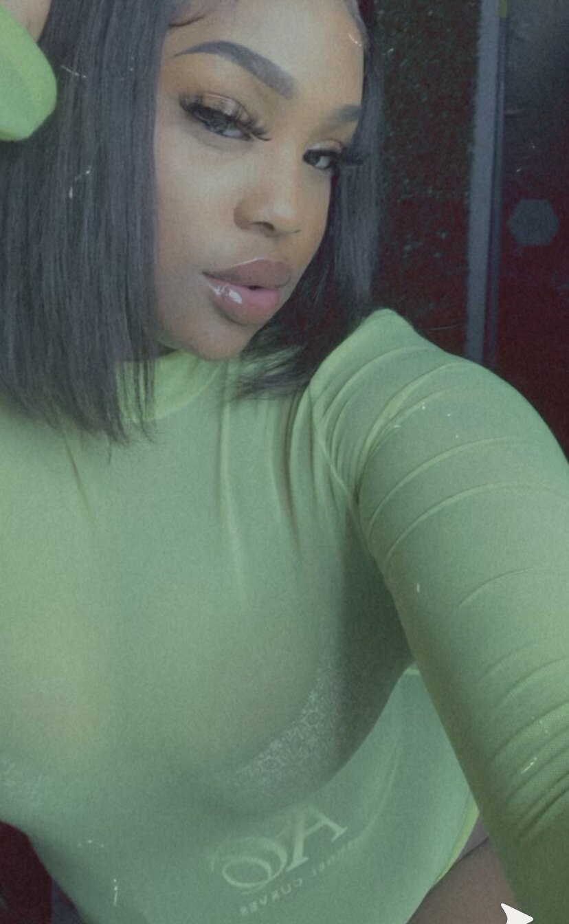 missddivine's Offline XXX Chat