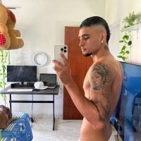 Andycardonaa's webcam live show