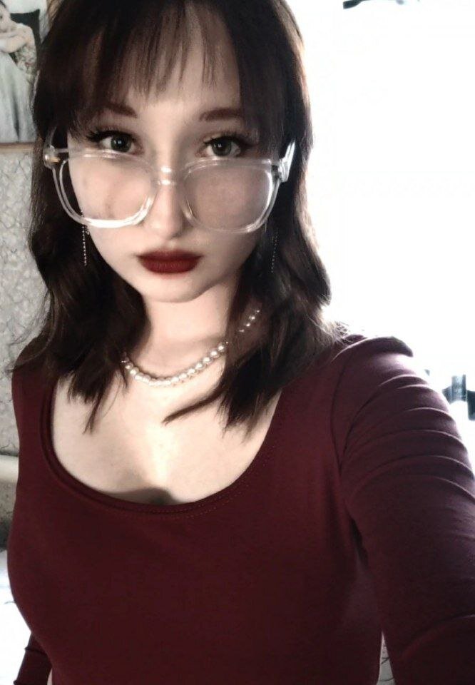 little_ar1a from stripchat