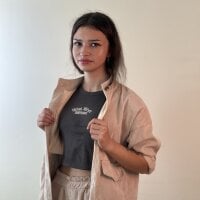 BrandeeHaills's webcam live show