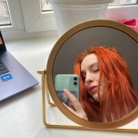 AliceWenom's webcam live show