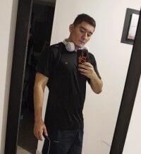 juancarlos7g's Offline Chat Room