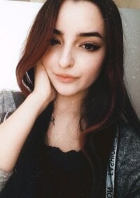 AnnieLinsis' Offline Chat Room