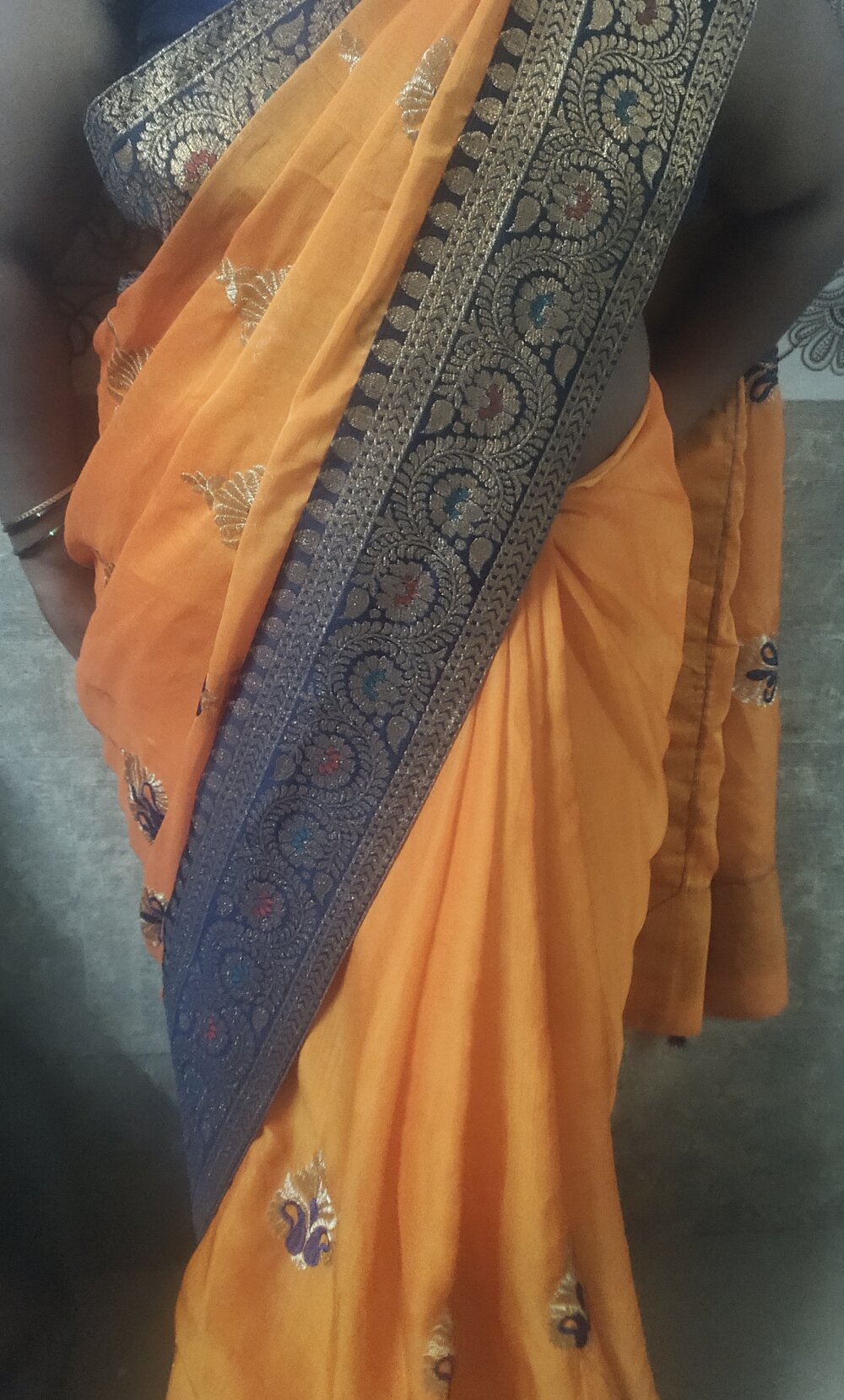 pujaaunty1993's Offline XXX Chat