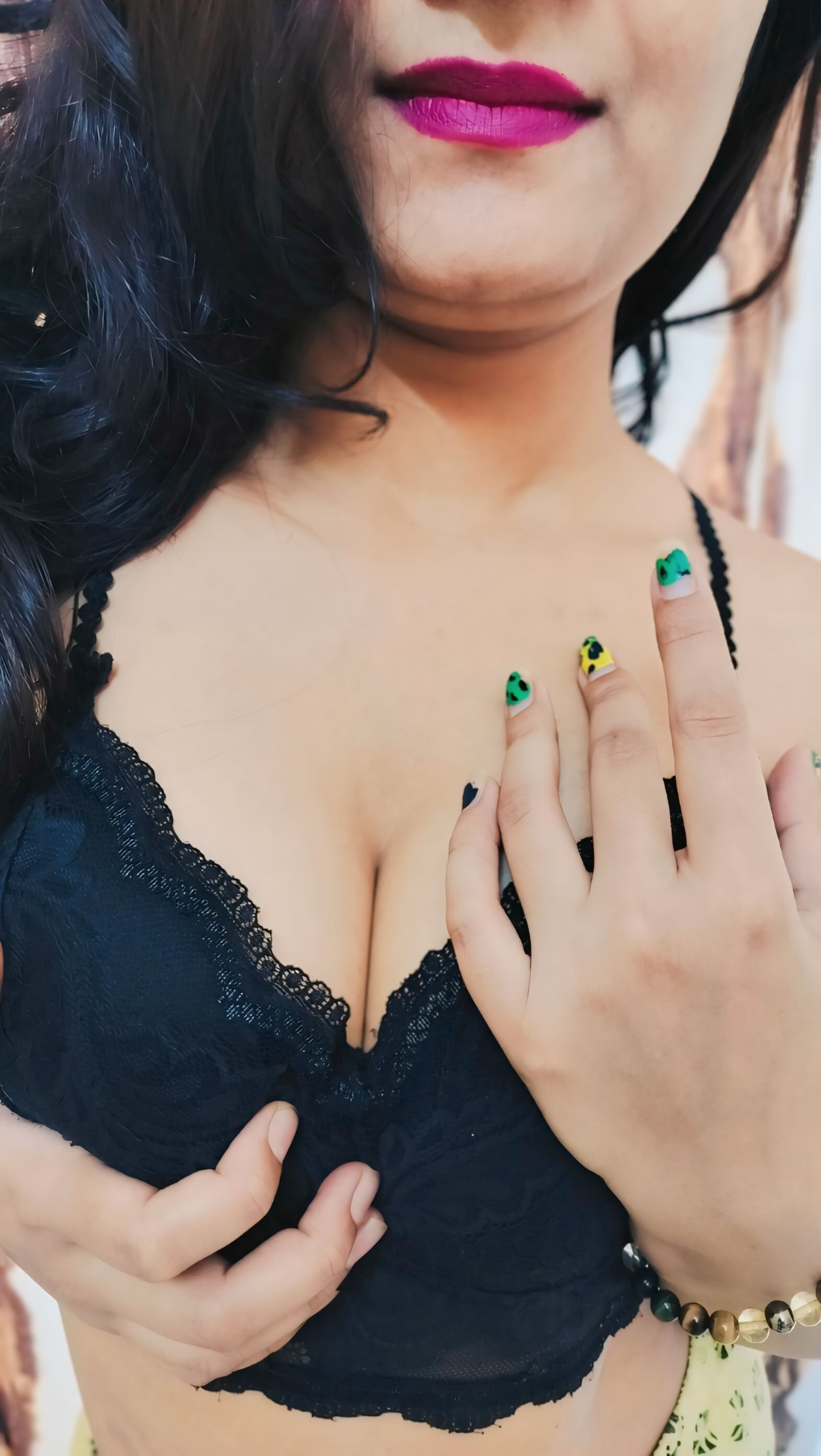 Indian_hot_stuff