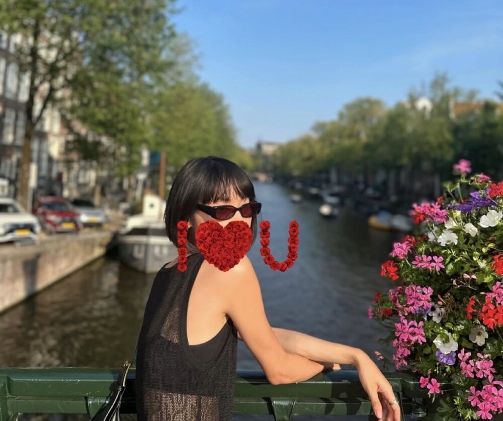 ___Sll___'s Offline XXX Chat