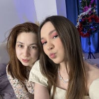 white_twiix's Offline Chat Room