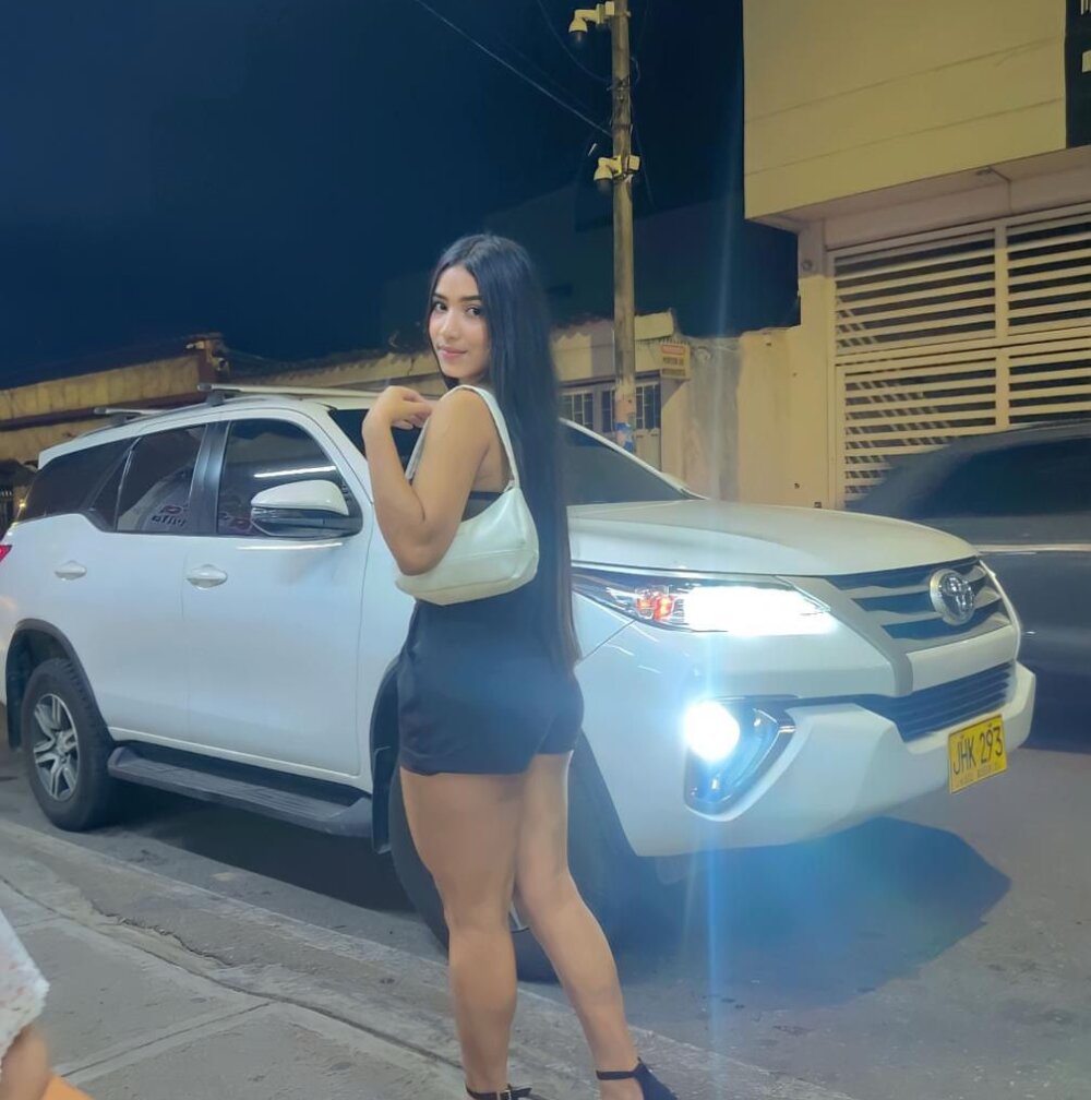 KarolHilton profile
