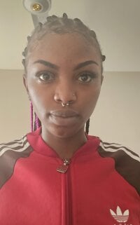 Pricycaro_'s Offline XXX Chat