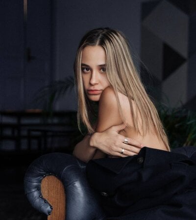 BettyKelIer 🌜 free naked cam