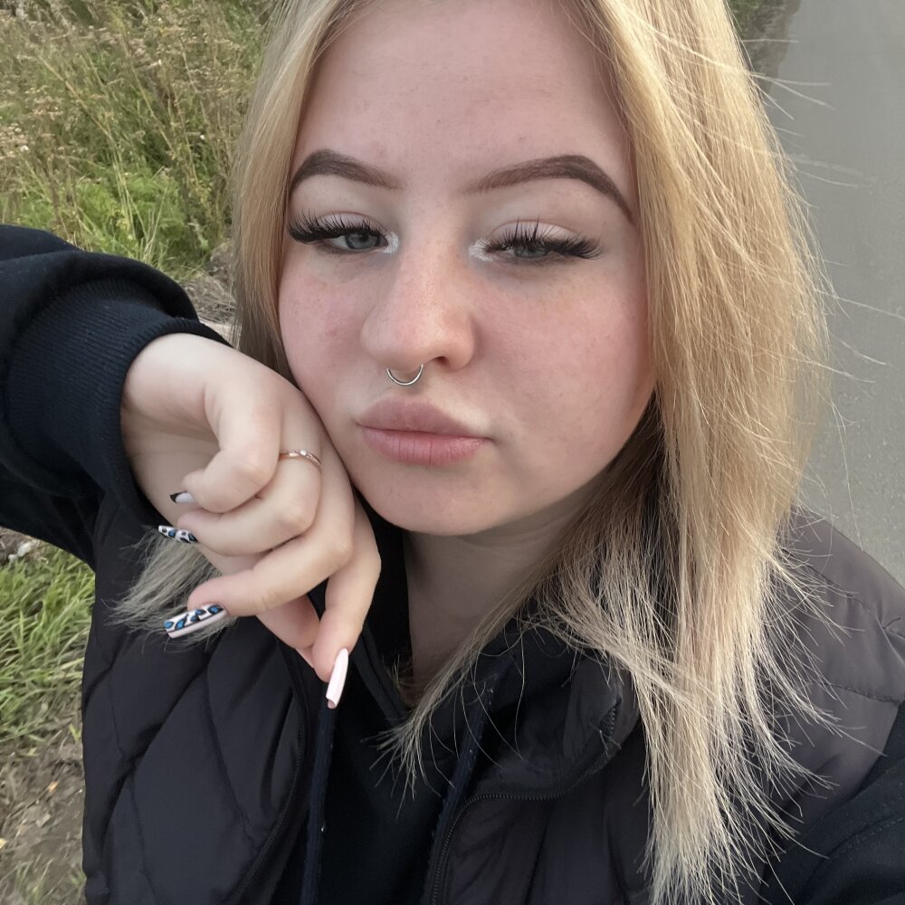 pornsexycams.com leyla_rm livesex profile in deutsch cams