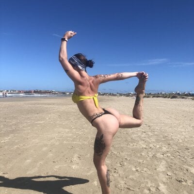angieemeza