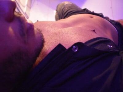 joseph_simons from stripchat