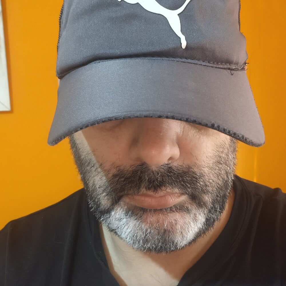 elenzo33 from stripchat