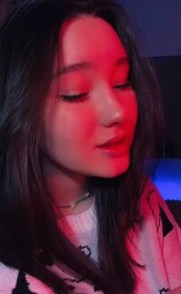 Yuna_Lottie's Offline XXX Chat