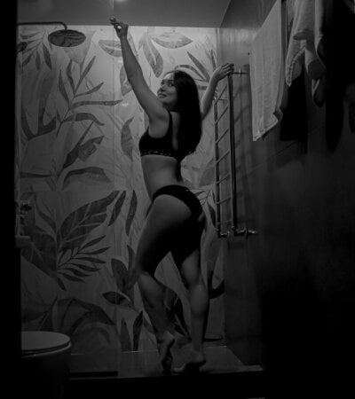 Oxurellia Female Cheapestprivates Free Cam Striptease