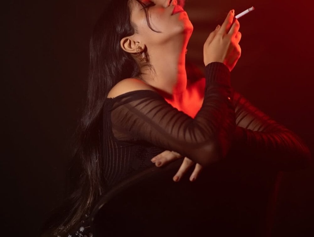 cheapadultsexcams.com trinasa livesex profile in straight-from-the-stars cams