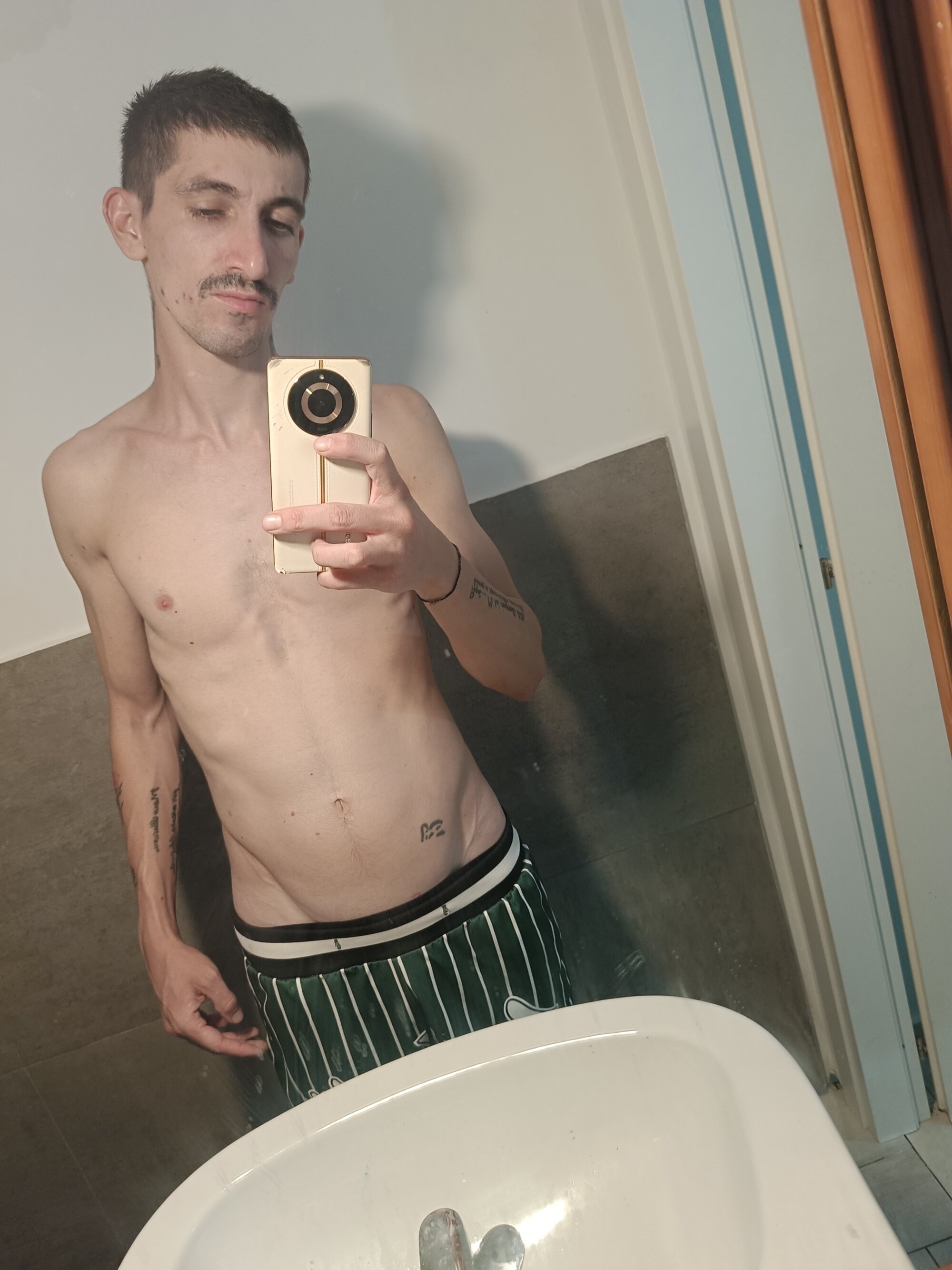 Lucastra98