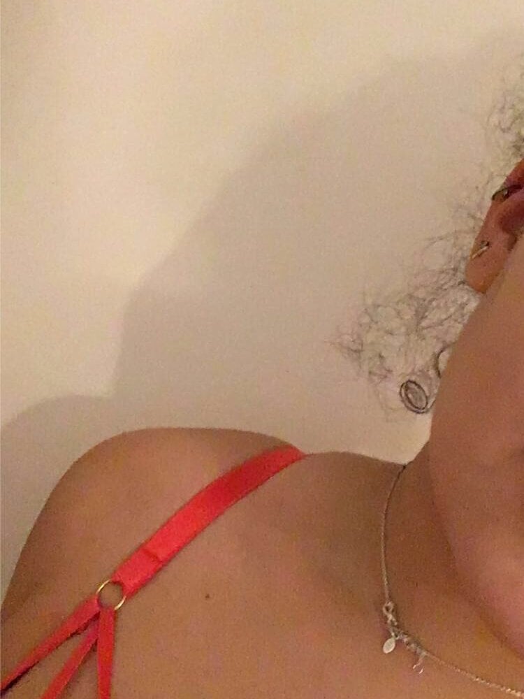 Live sex webcam photo for CleverCutie #290062722