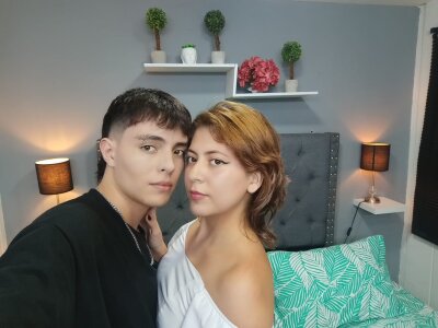 couple_Mysterious private show