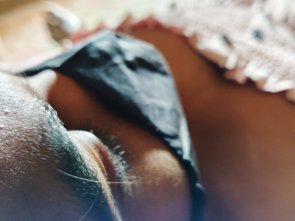 Sridevitelugu live cam model at StripChat