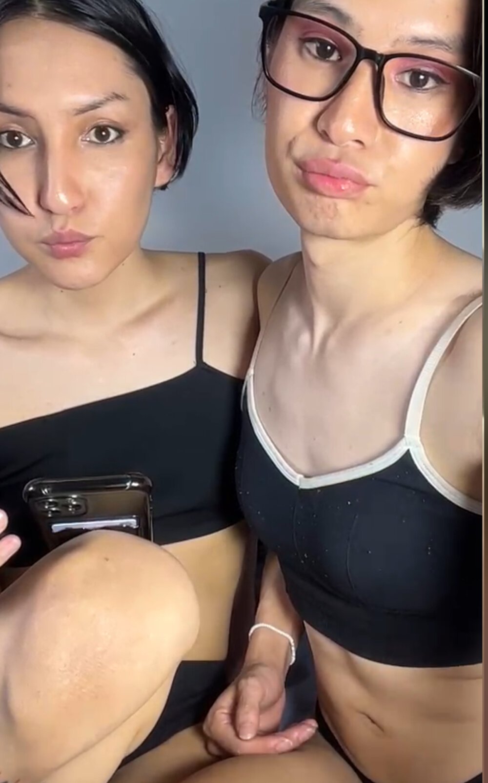 Eva_and_Liza_TS profile