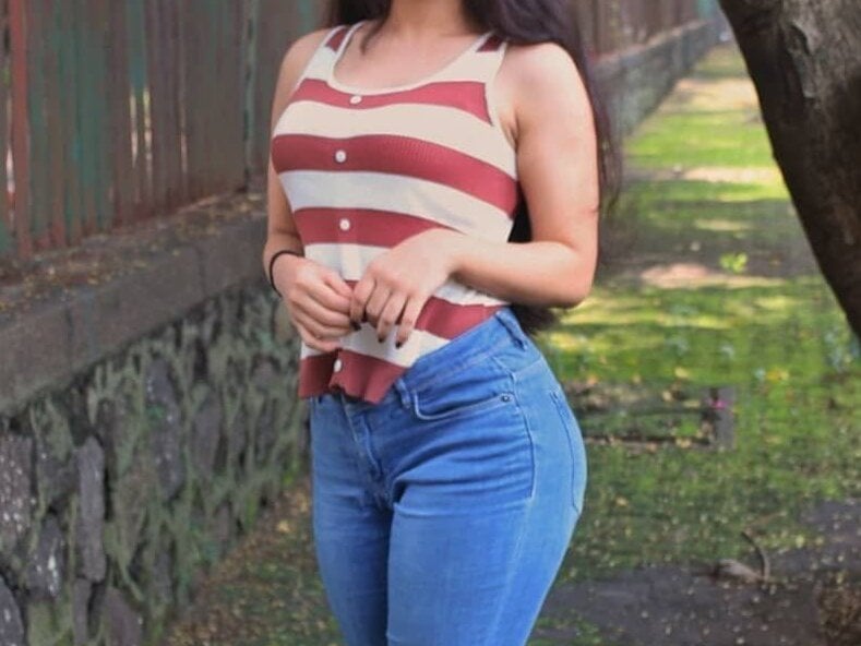 xxx-topcamgirls.com mikku_ livesex profile in small-tits cams