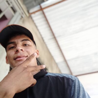 lorenzo_sky from stripchat