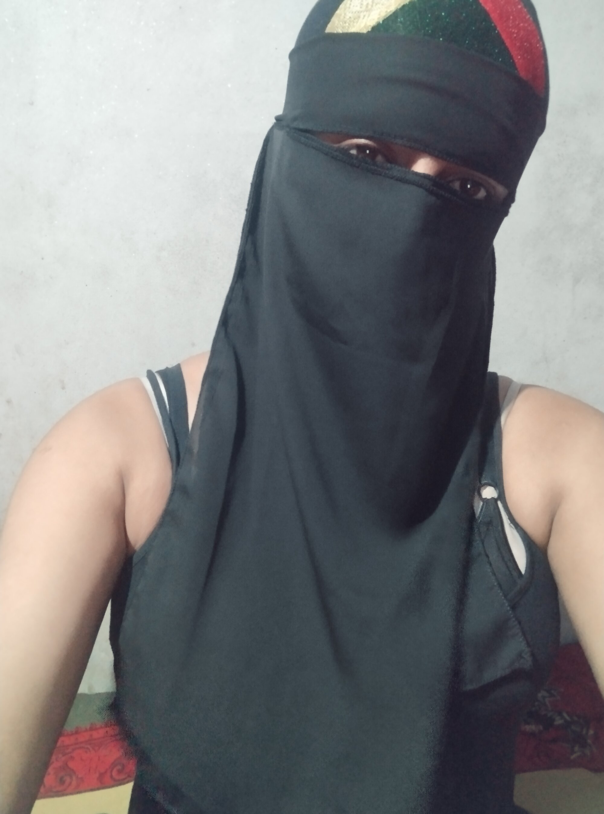 desi_muslim_hijab_mom