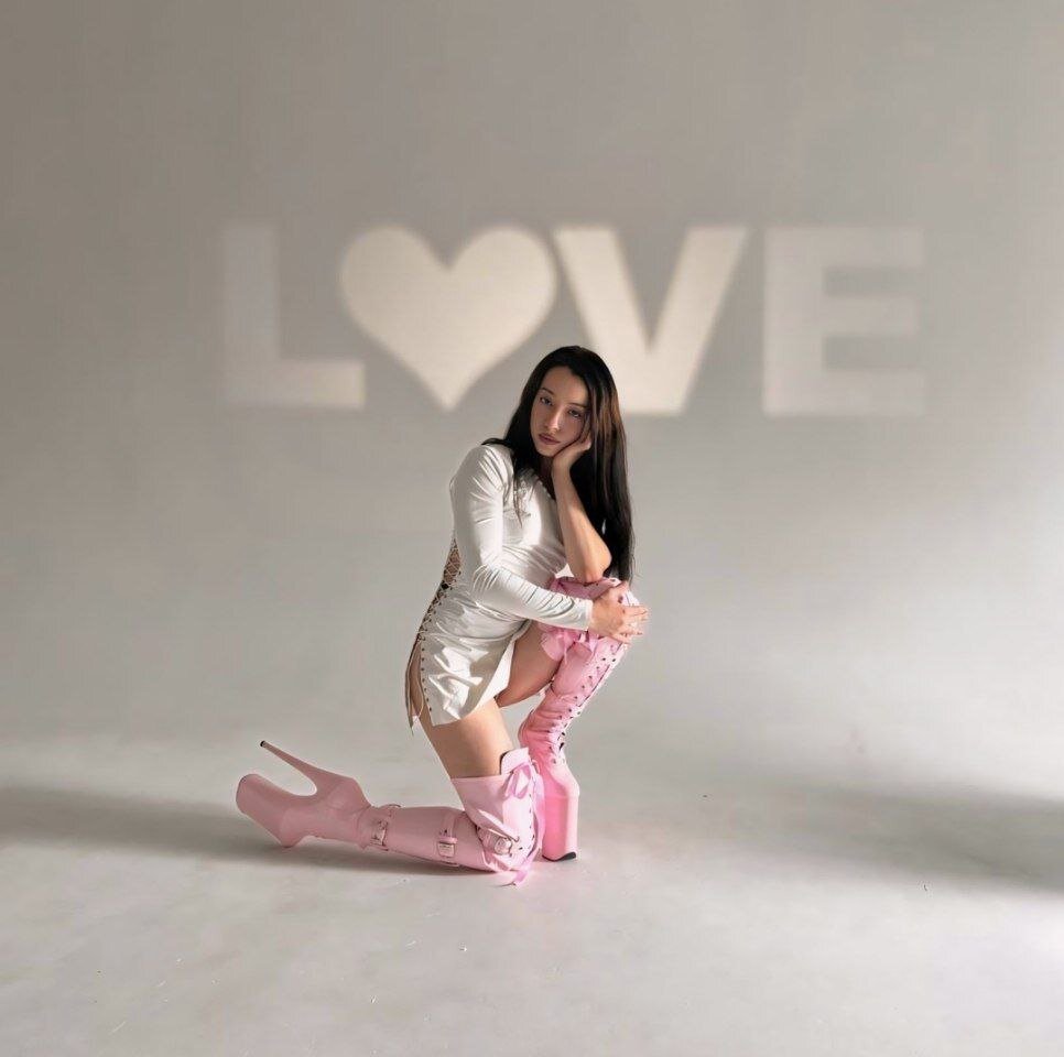AnateishaLovelyBox profile