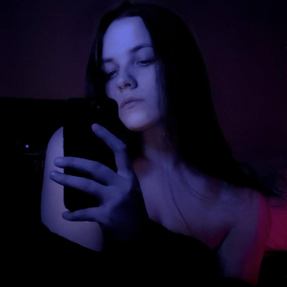 whiteemoon profile