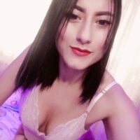 Michelle_latin's Offline Chat Room