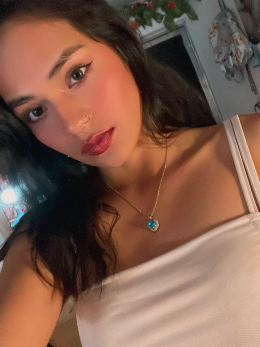 chatnmate.com samara_homescapes livesex profile in small-tits cams