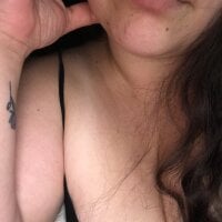 ShloppyToppyQueenXXX's Offline Chat Room