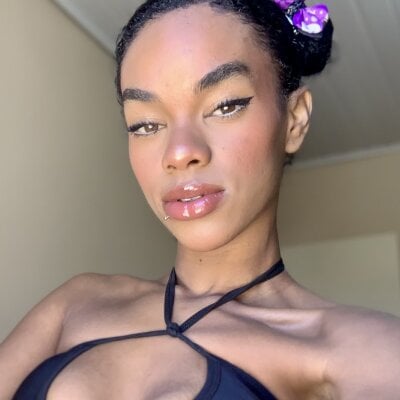 Cammgirlmii on StripChat