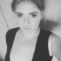 Babbie_Bett's Offline Chat Room