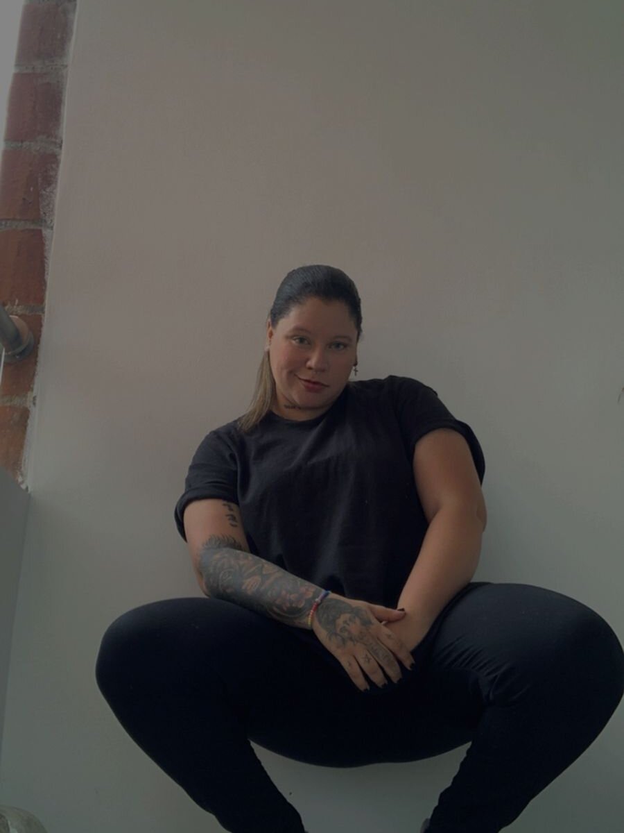 mariana_maze's Offline XXX Chat