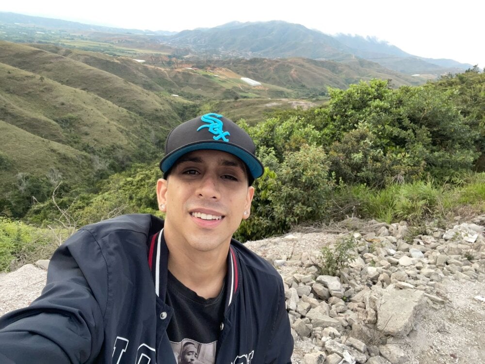 Tyler_Rios profile