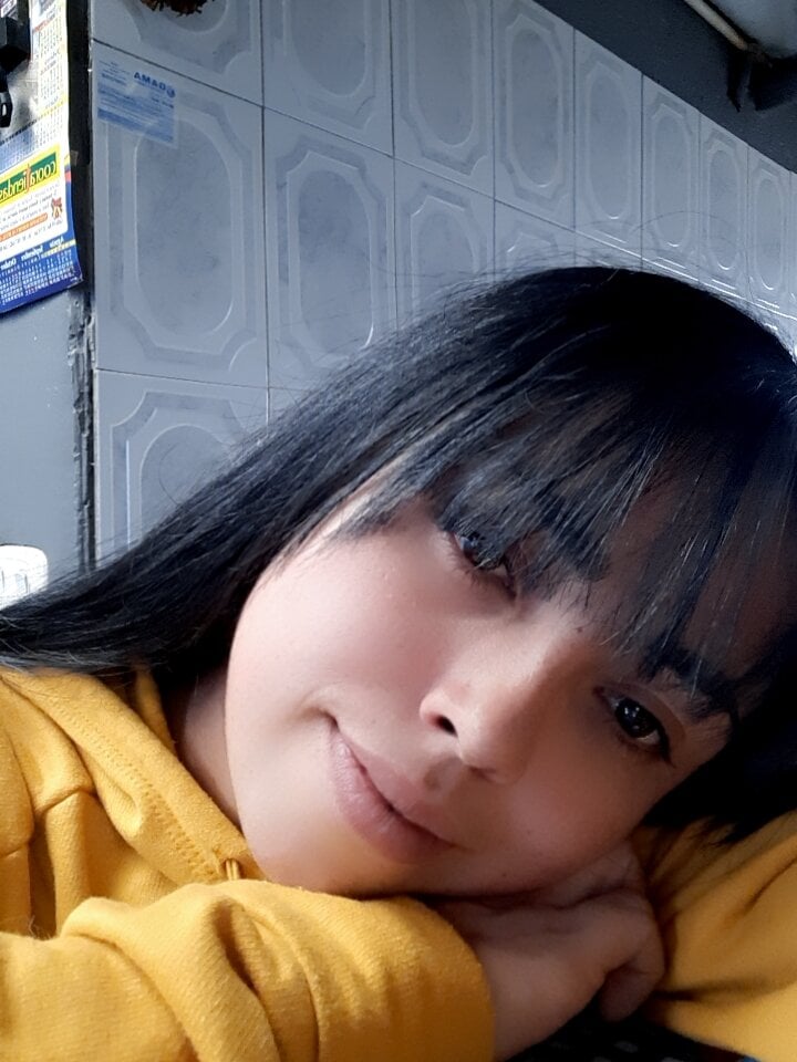 watchgirlcam.com ambar_nice livesex profile in english cams