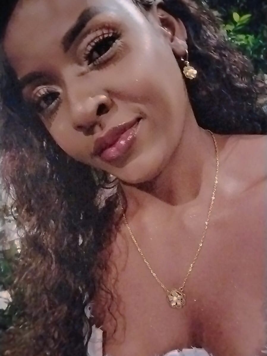 yara_saens from stripchat
