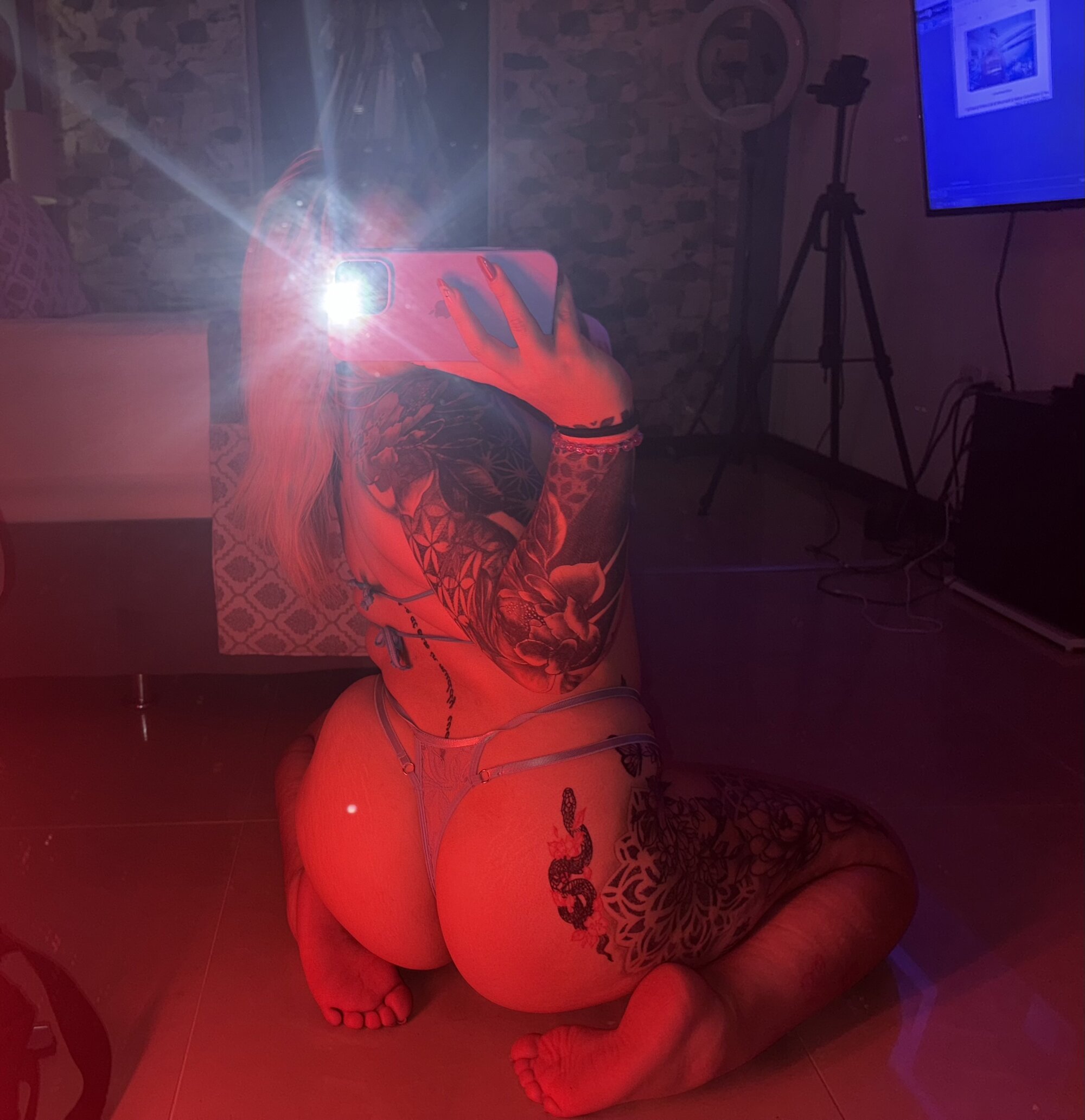 zoeestar