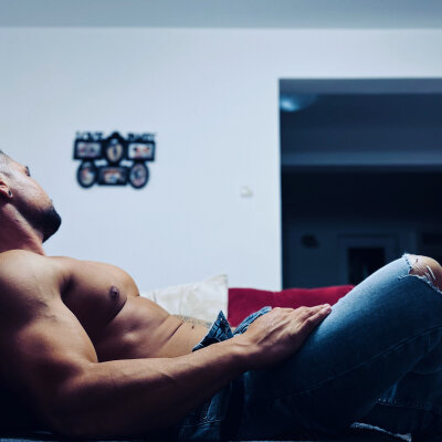 crossnick26 from stripchat